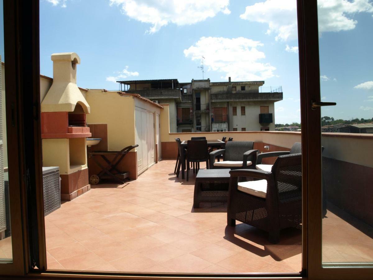 Appartement A Due Passi Da Tutto à Catane Extérieur photo